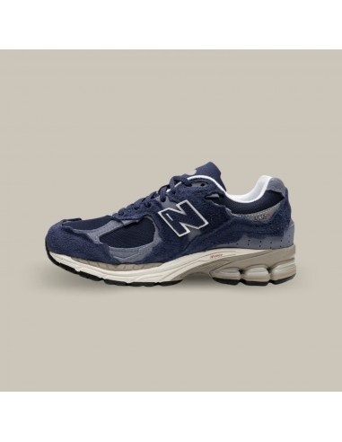 New Balance 2002R Protection Pack Navy suggérées chez