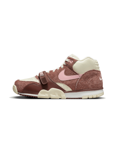 Air Trainer 1 Valentine's Day 2 - 3 jours ouvrés.