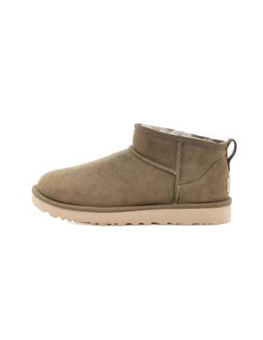 Classic Ultra Mini Boot Burnt Olive brillant des détails fins