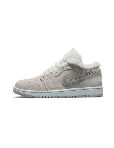 Air Jordan 1 Low SE Sherpa Fleece chez Cornerstreet bien 